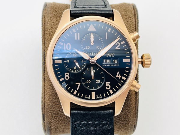 アイ・ダブリュー・シー正面デザイン